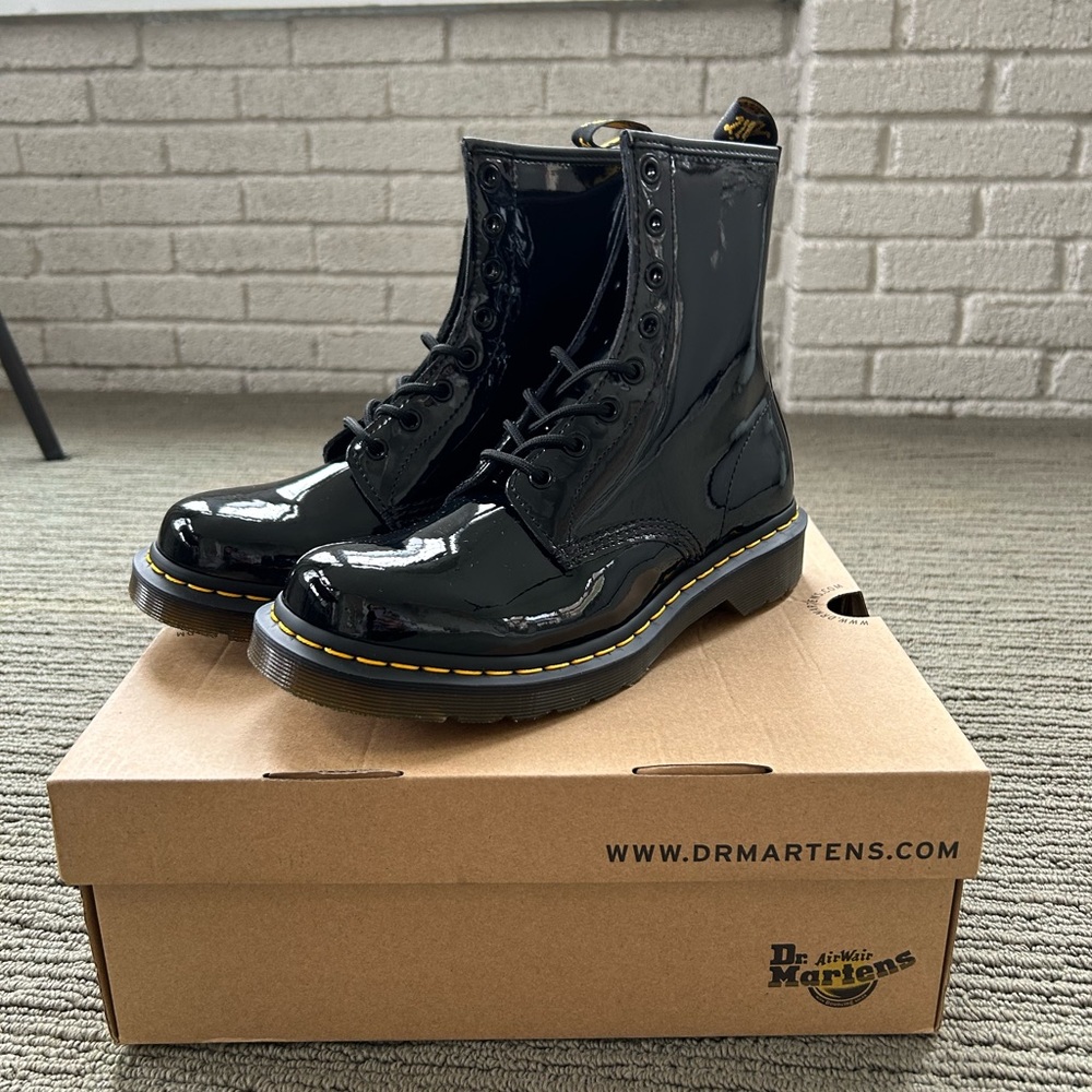Brand new Dr. Martens women’s size 8